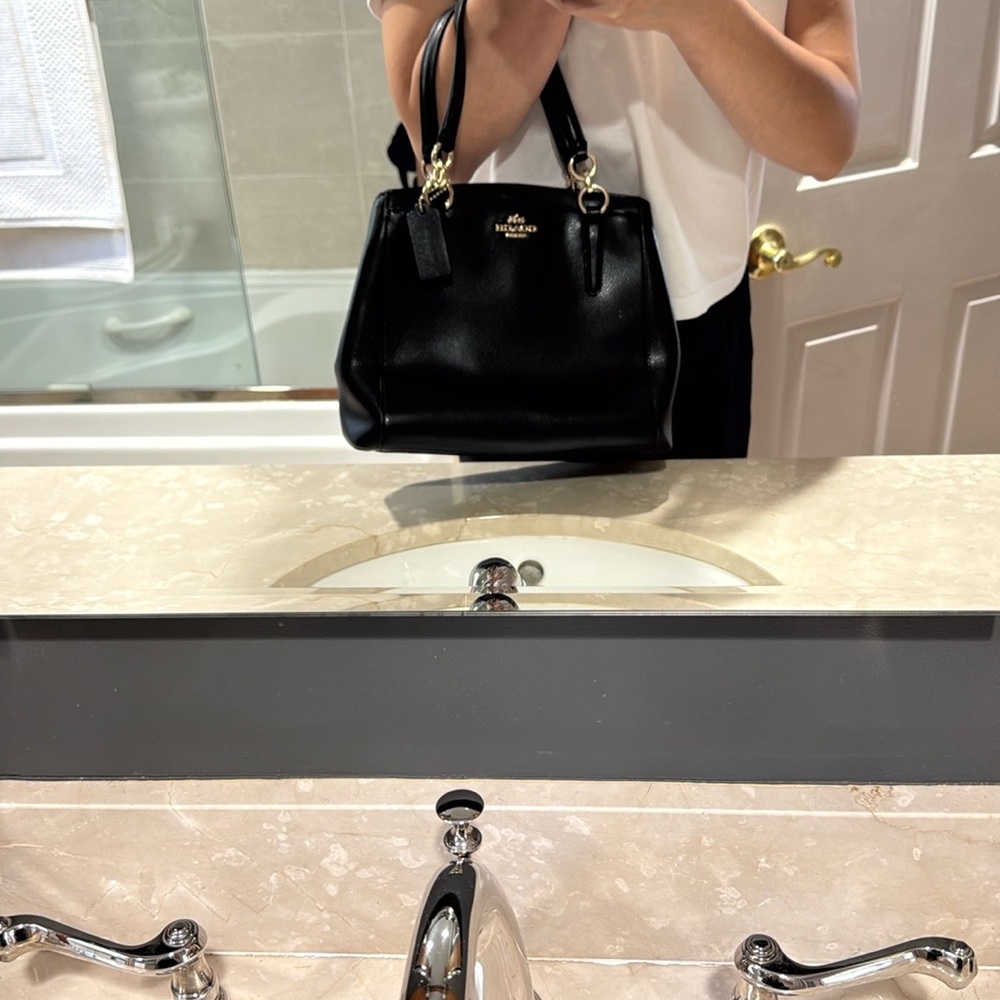 Coach Minetta Black Leather Handbag (with strap and dust bag) - Picture 12 of 12